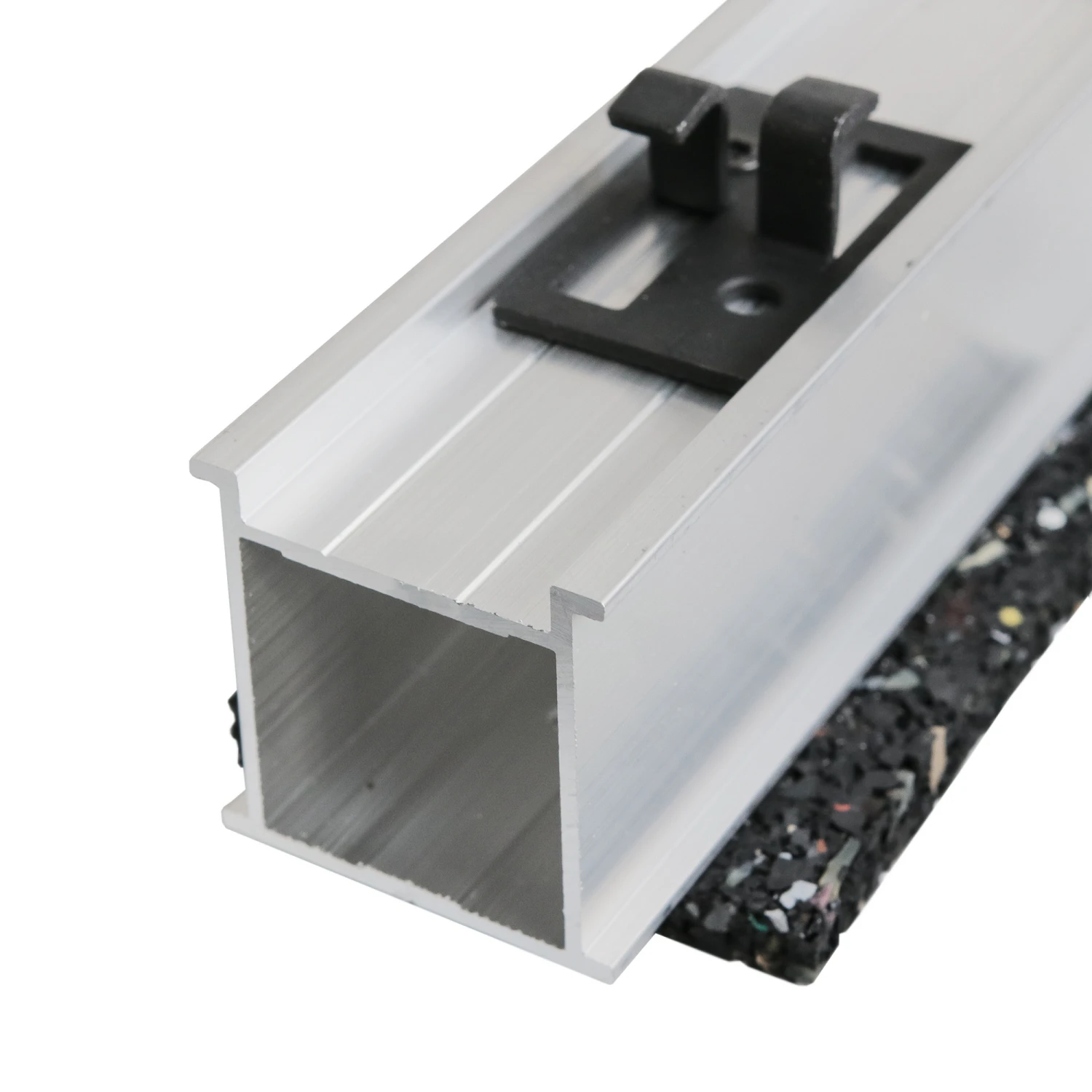 Unterkonstruktion 'Basic Alu' Metall Silbern 3000 X 40 X 40 Mm 2 Unterkonstruktion 'Basic Alu' Metall Silbern 3000 X 40 X 40 Mm – Bild 2